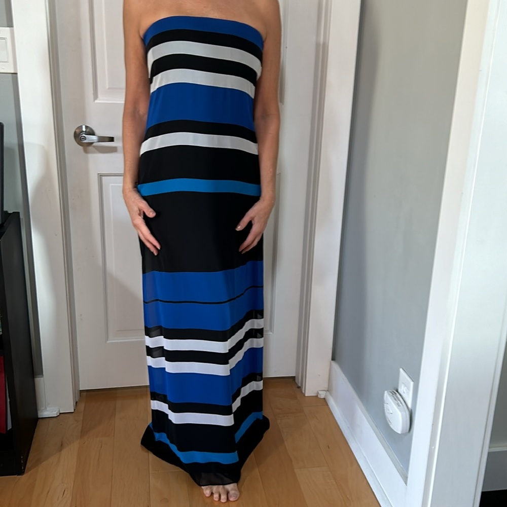 Cache long strapless with side zipper size 6 - lined with overlay